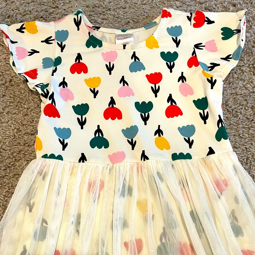 Girls size 6-7 Hanna Andersson dress